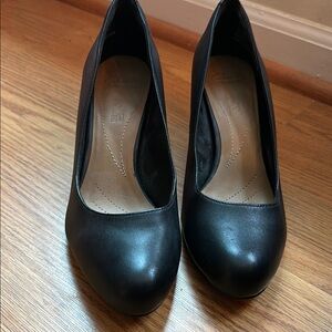 Clarks Black Leather Heels Professional Pumps
